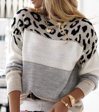 Lela™ - Leopard print sweater